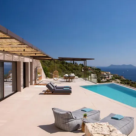Alexandra Villa *